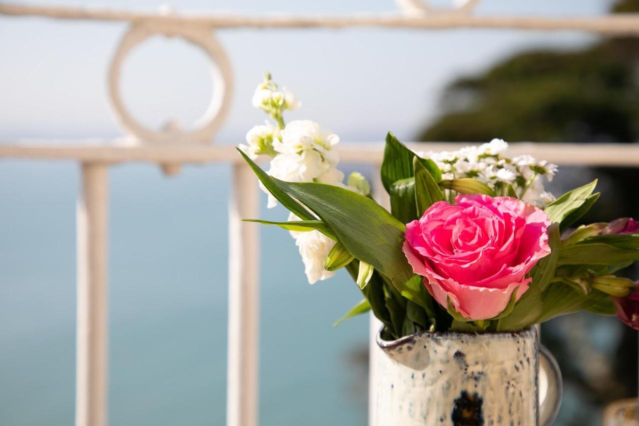 Wellswood Apartment - Sunny Apartment With Stunning Sea Views And Private Balcony Torquay Exteriör bild